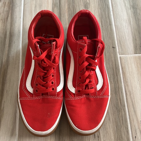 Vans - Picture 2 of 6